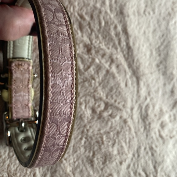 AdorableCoach pink & cream leather trim. Signature dog collar. - Picture 5 of 5